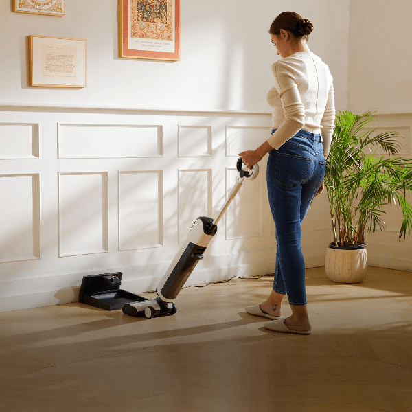 UWANT EuropeUWANT D100 Wet And Dry Vacuum Cleaner, Floor Cleaner